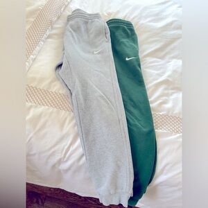 2 Men’s Nike jogger size small